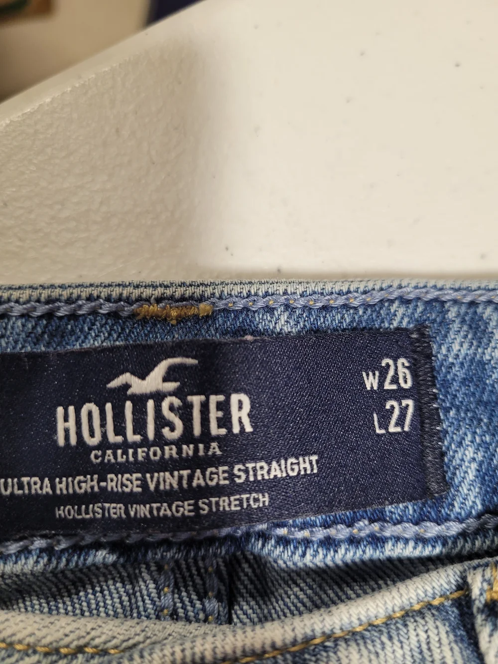 Hollister Light Blue Vintage High-Rise Straight Jeans - Picture 2 of 4